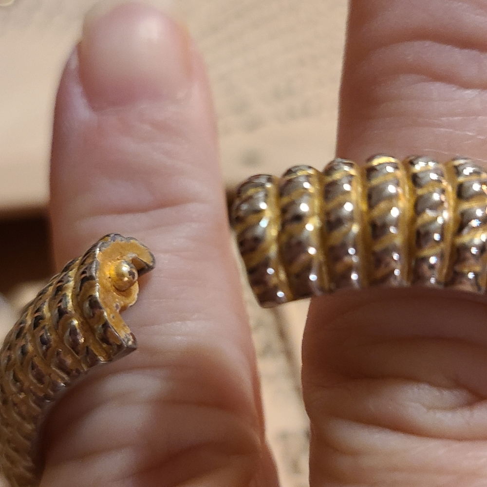Vintage Bracelet - Picture 12 of 17